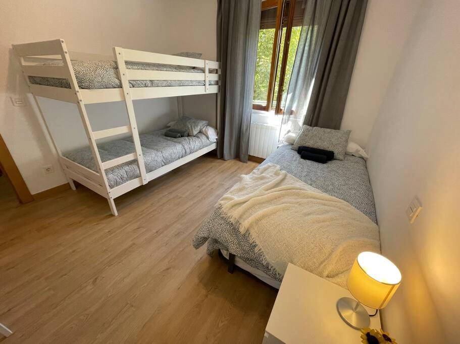 El Campeador Moderna Vivienda Turistica Apartment Burgos Exterior photo